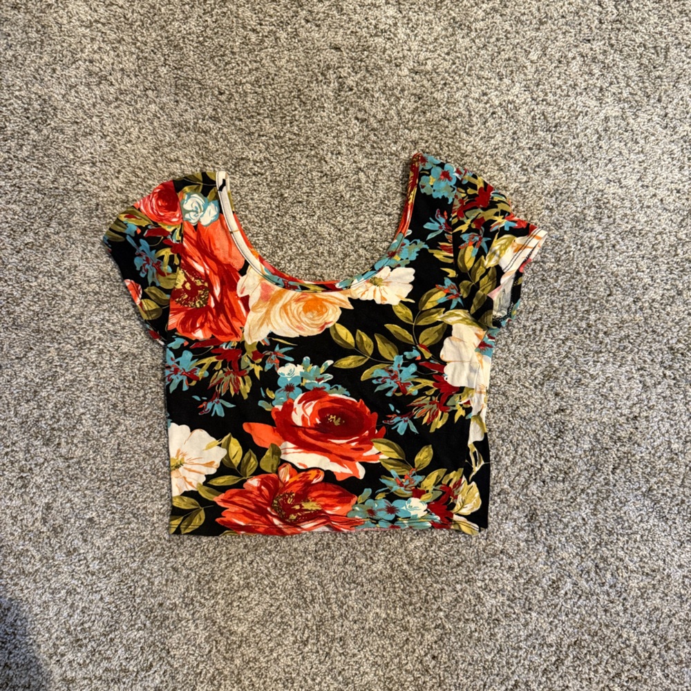 Floral crop top